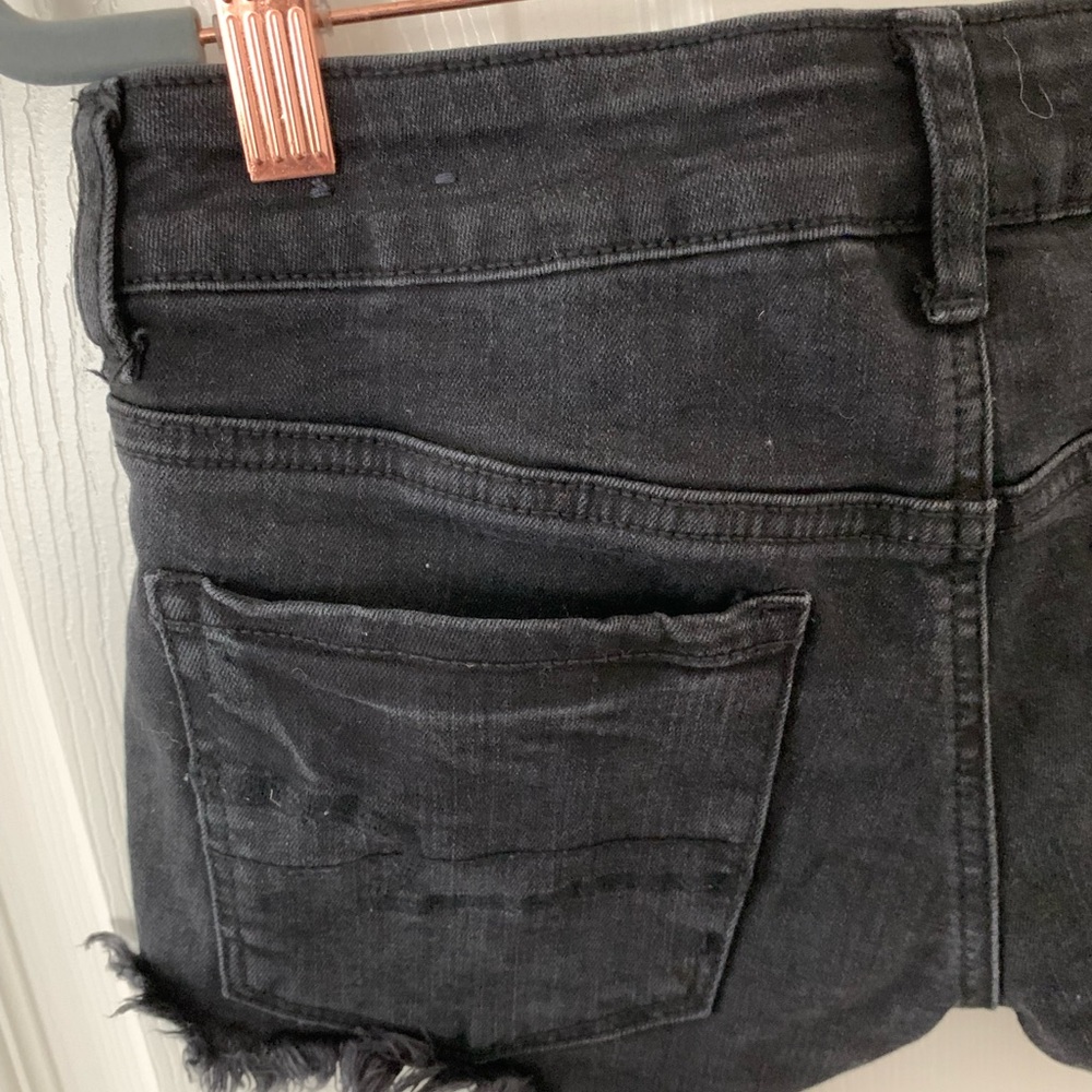 American Eagle Distressed Black Jean Shorts - Picture 5 of 6